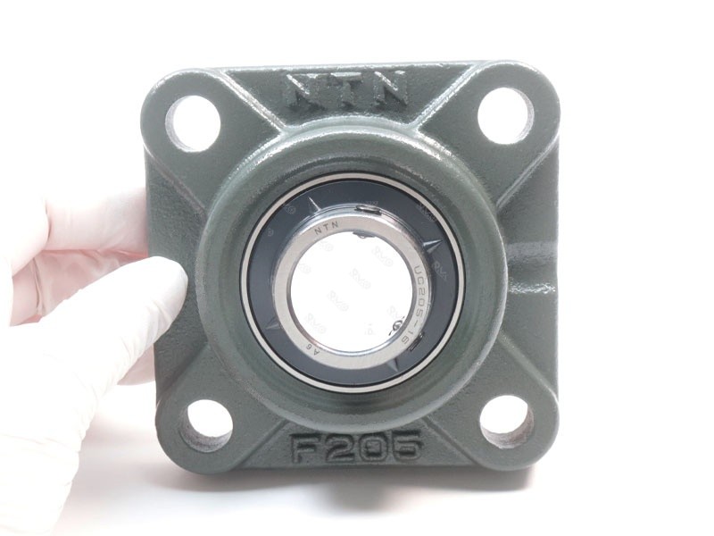 UCF205-16 Square Flange Bearing